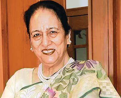 அன்று அகதி;  இன்றோ..?